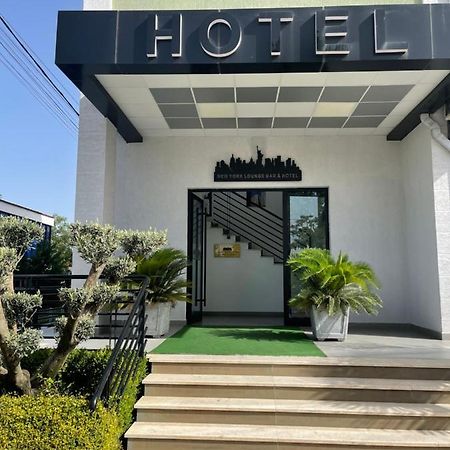 Hotel New York Kamez Exterior foto